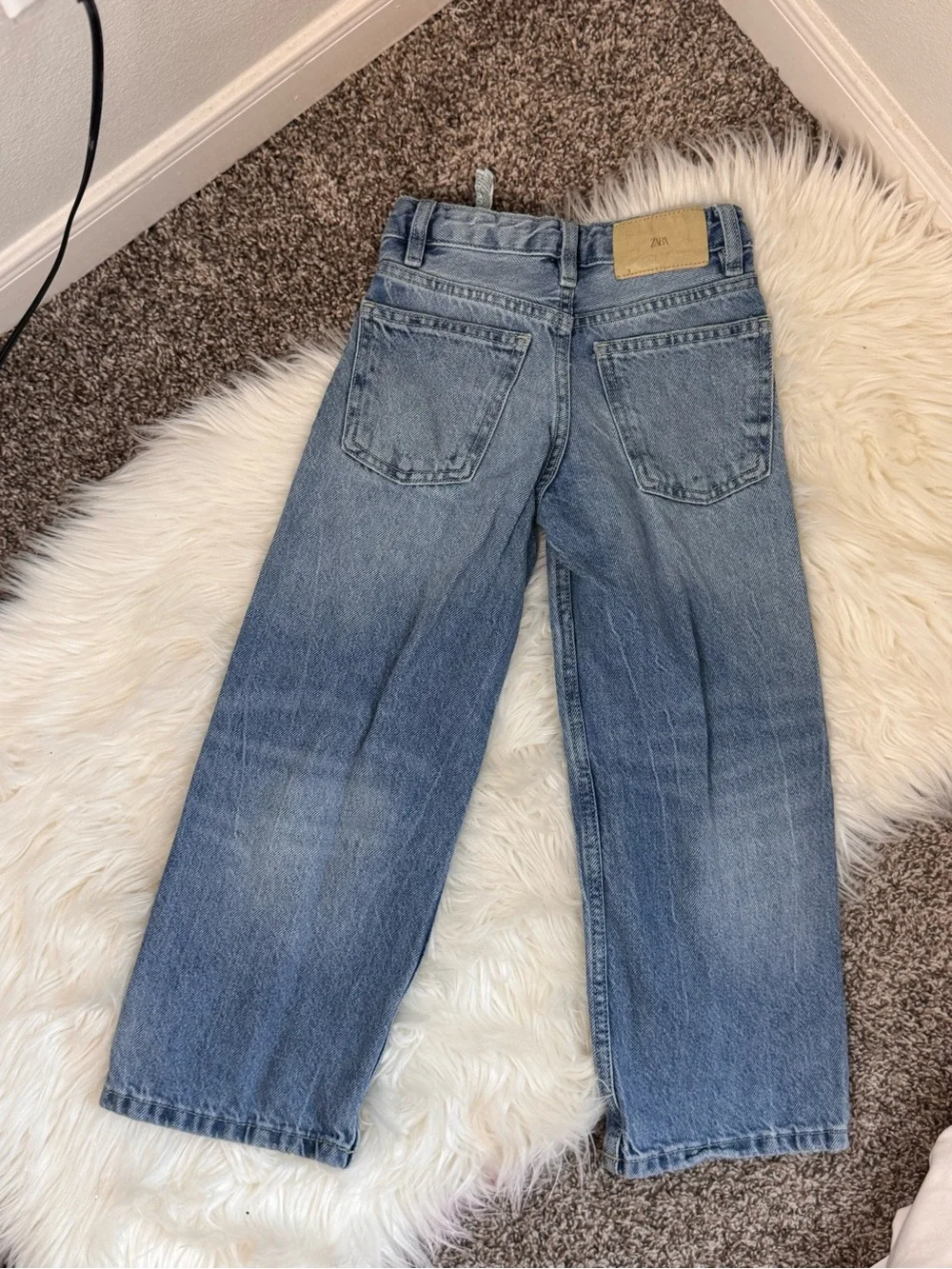 Girls Zara Classic Light Wash Straight Leg Jeans - Blue